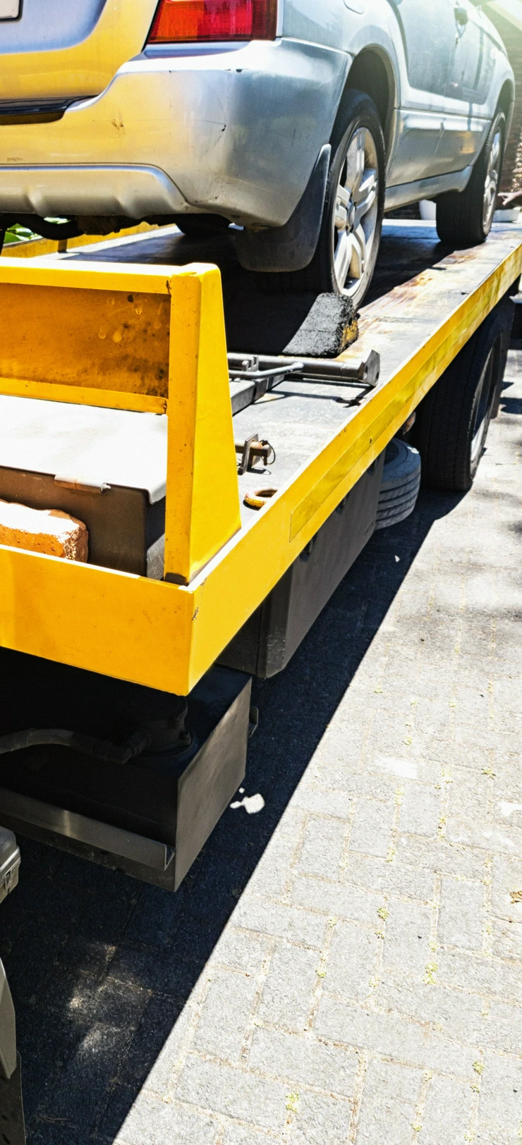 Samochód na&nbsp;lawecie